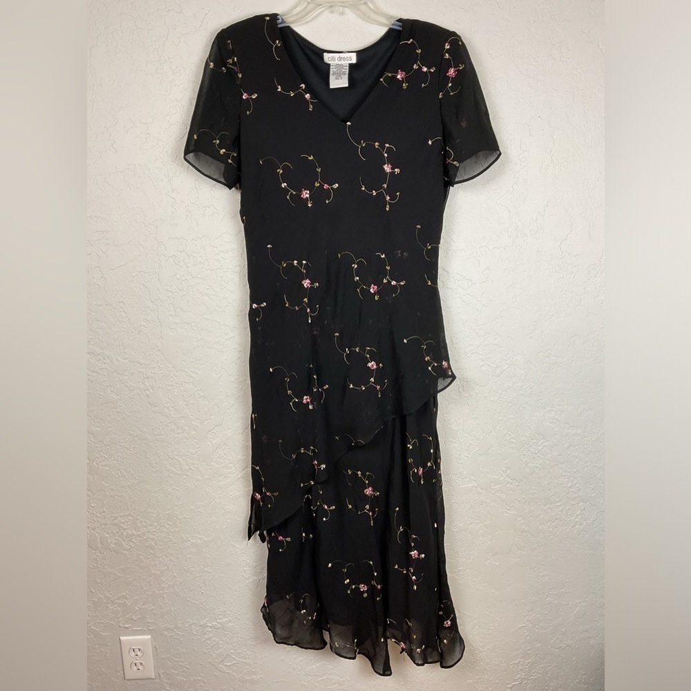 Women’s Y2K Citi Dress Asymmetrical Black Floral Embroidered Dress Size 12